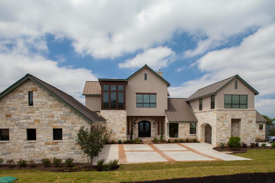 Neutral Stone and Stucco House Exterior