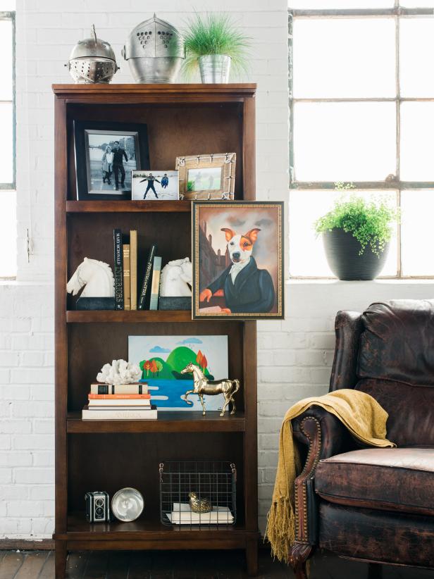 How to Style Your Bookshelf From Top To Bottom