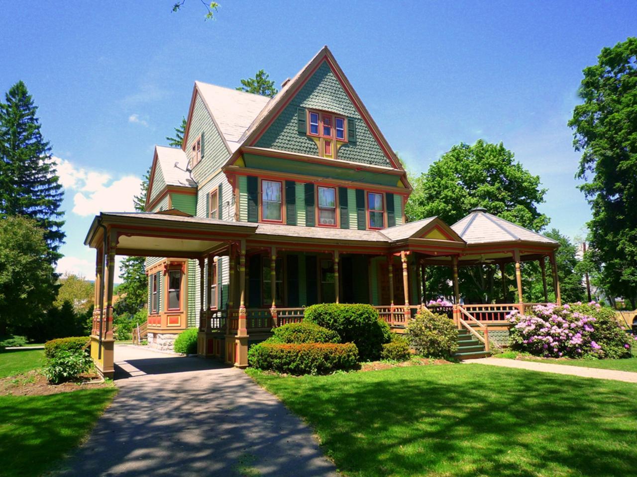 Curb Appeal Tips For Victorian Homes Hgtv