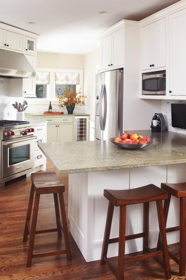  Small  Charming  Kitchen  HGTV