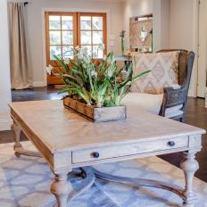 Fixer Upper: Gorgeous Wood Coffee Table in Living Room 