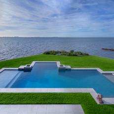Integrated Pool & Spa at Oceanside Residence