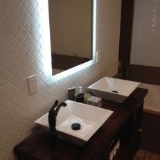 Contemporary White Bathroom 