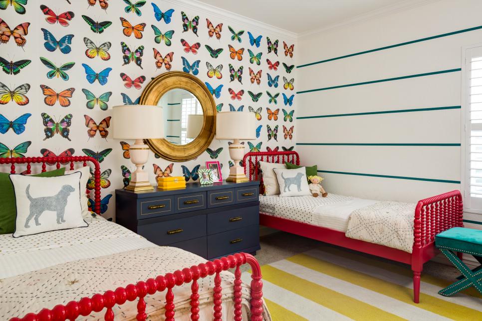 Multicolor Girl's Bedroom 