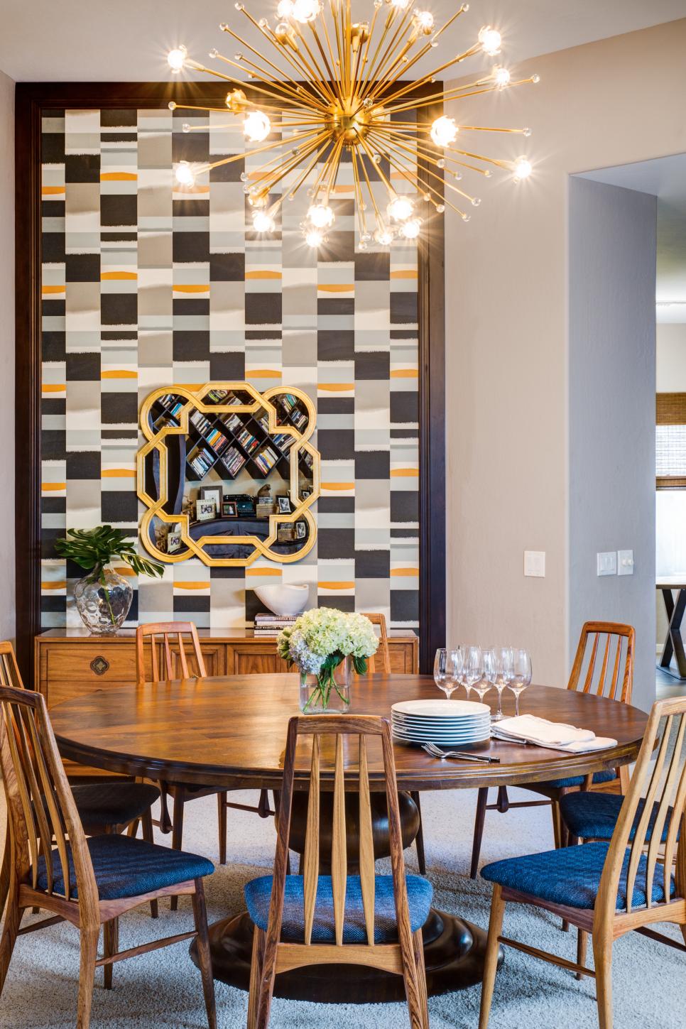 Midcentury Dining Room With Pedestal Table | HGTV