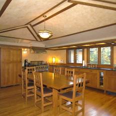 Eat-In Kitchen: Historic Prairie House in Riverside, Ill.