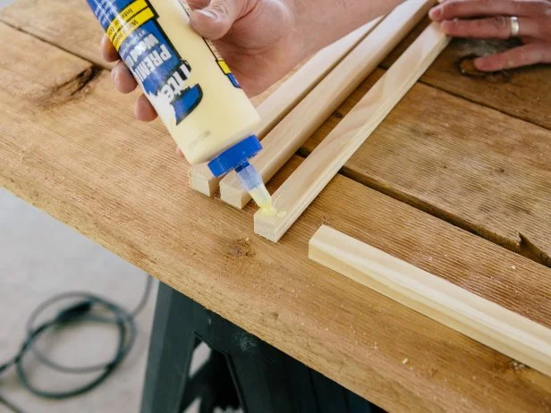Assemble table base using wood glue and 2” brad nails.