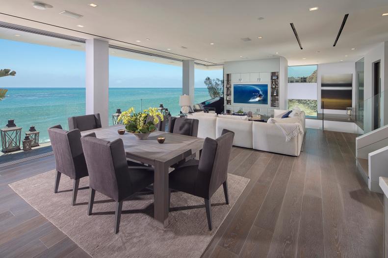 Dining Area: Modern Beach House in Malibu, Calif.