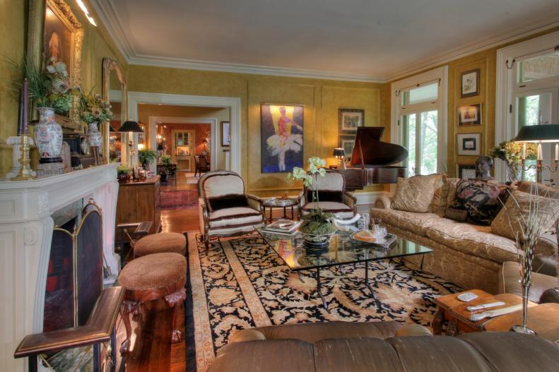 Living Room at Historic Tall Oaks