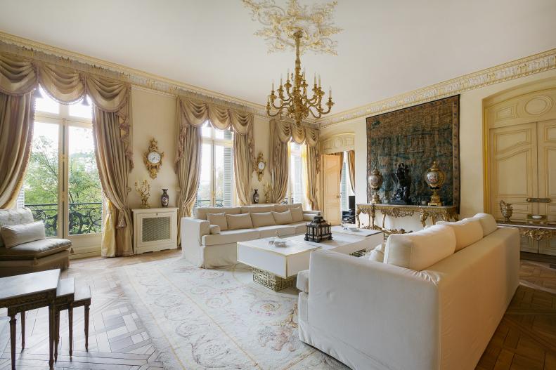 Neutral Victorian Living Room in Paris 