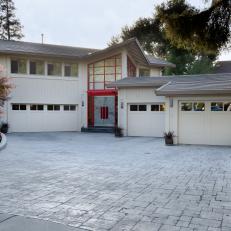 Contemporary Style Home With Multiple Garages