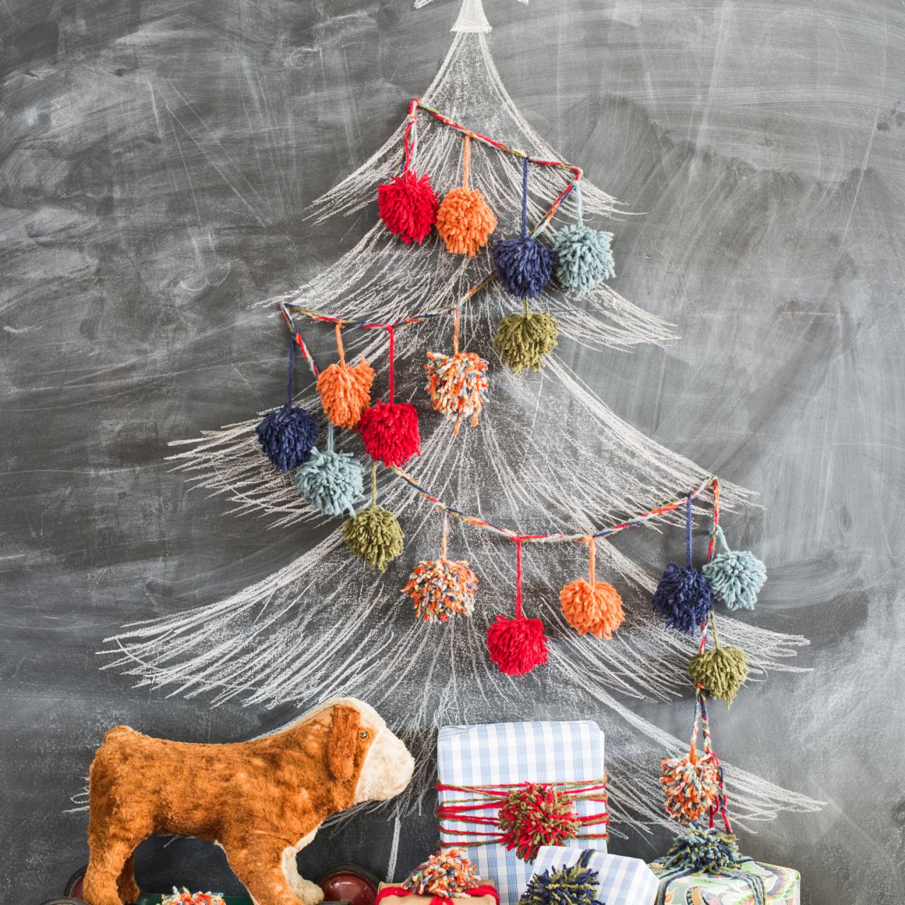 Kids' Craft: Make a Pom-Pom Christmas Garland
