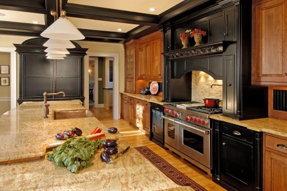 Neutral Traditional Kitchen With Brown & Black Wood Cabinets