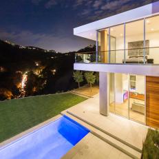 Modern Mount Olympus Residence with Beautiful View of the City