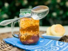 Chili and Cheese in Mason Jars 