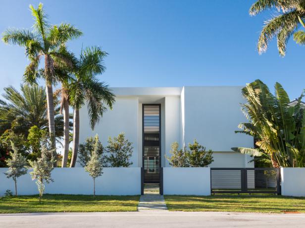 Modern Miami Home With Ocean View | [STRANG] Architecture | HGTV