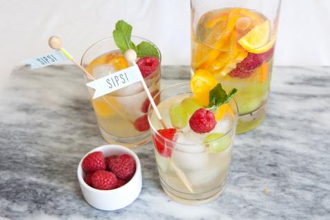 Easy sangria fruit ice cubes hack - 9Kitchen