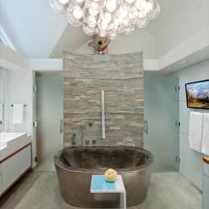 Large Spa Bath with Oval Tub