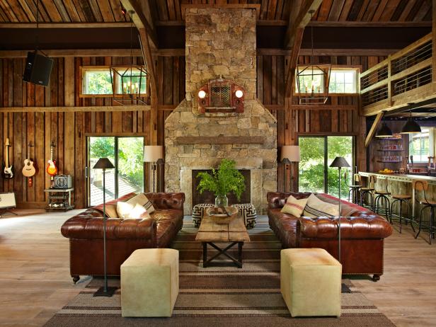 Rustic Living Room Photos | HGTV