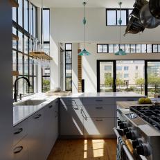 Floating House: Kitchen With High Ceiling