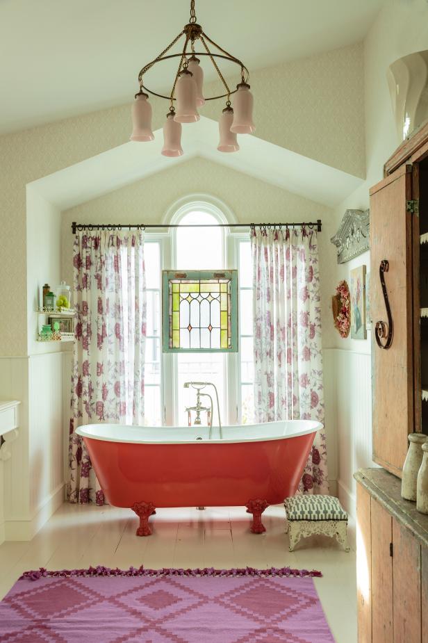 White Bathroom Gets Lots of Color with Different Shades of Pink 