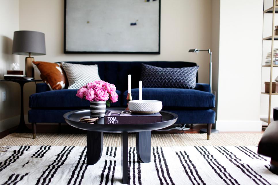Features Navy Sofa Striped Rug, What Colour Rug Goes With Navy Blue Sofa