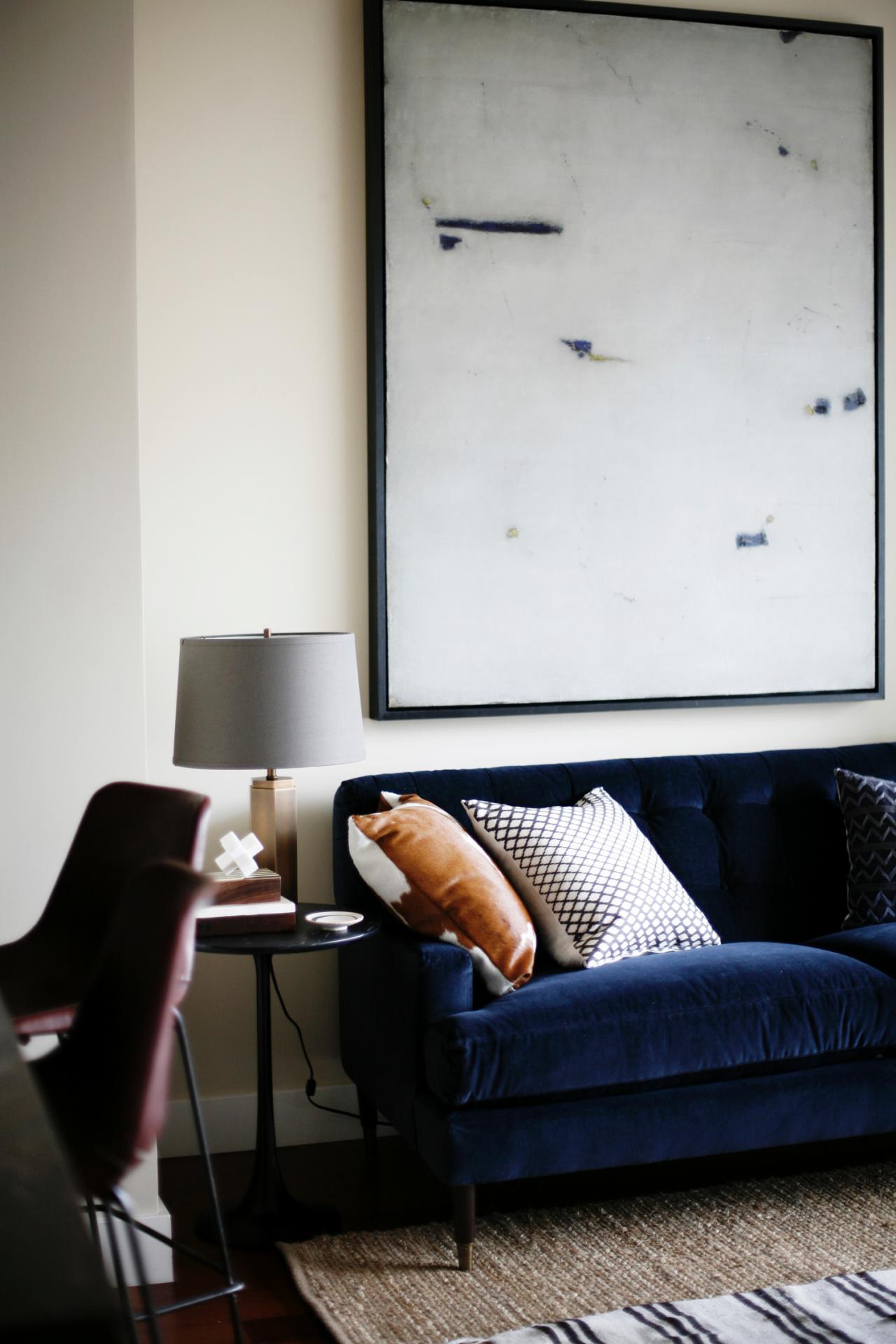 Design With Blue Velvet Furniture, Navy Velvet Sofa Living Room Ideas