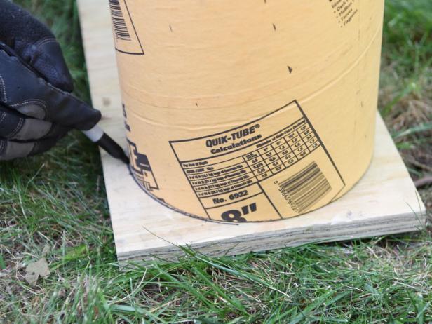 Using the concrete tube as your guide, draw a circle onto the plywood. Then, using a jigsaw, cut the circle out. Attach the plywood top to the bottom of the 2x4s with wood screws.Add duct tape around the bottom plywood edge, flip over and add duct tape across the top of the open tube so that the concrete mixture does not seep through.