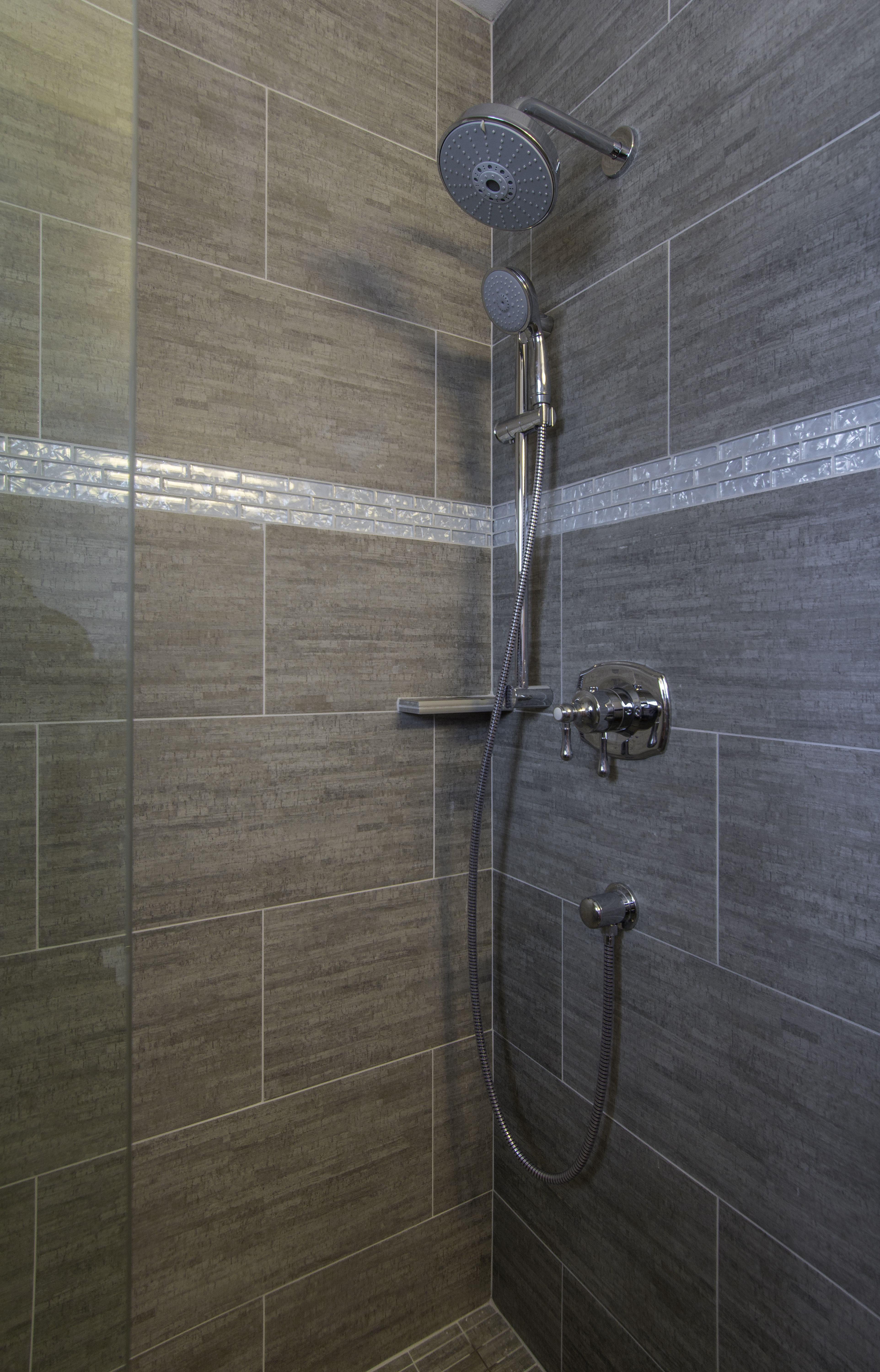 tiled showers pictures