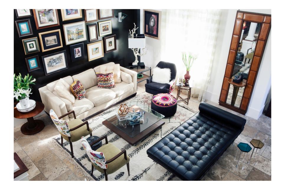 Eclectic Living Room With Black Wall