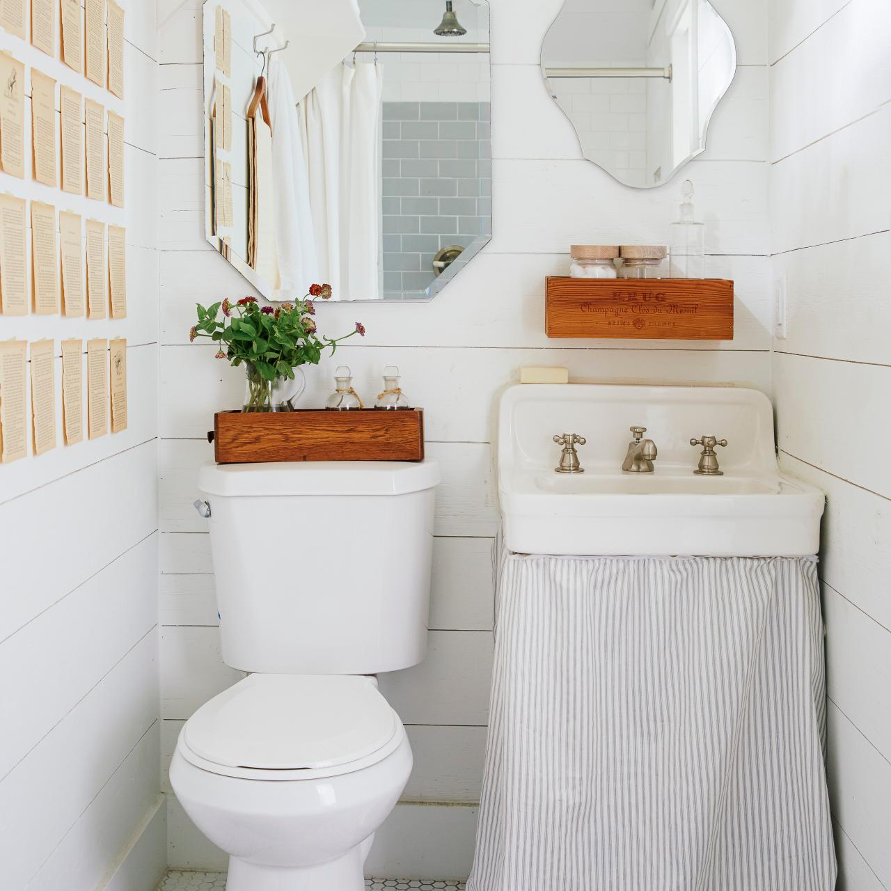 25 Clever Ways to Decorate Above the Toilet, One Thing Three Ways