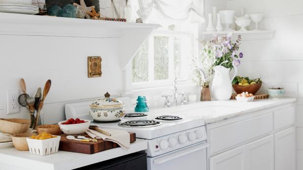 10 Design Ideas to Steal for Your Tiny Kitchen