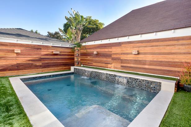 Small Swimming Pool Ideas And Pictures, Can You Put An Inground Pool In A Small Backyard