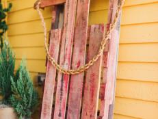 Pallet Transformed into Decorative Holiday Sled