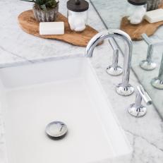 Modern Widespread Faucet Complements Modern Bathroom