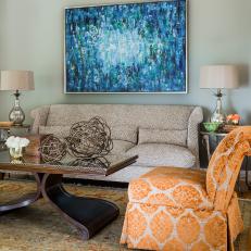 Sophisticated Living Room Where Colors and Textures Abound