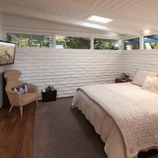 Midcentury Modern Bedroom With White Painted Brick Walls