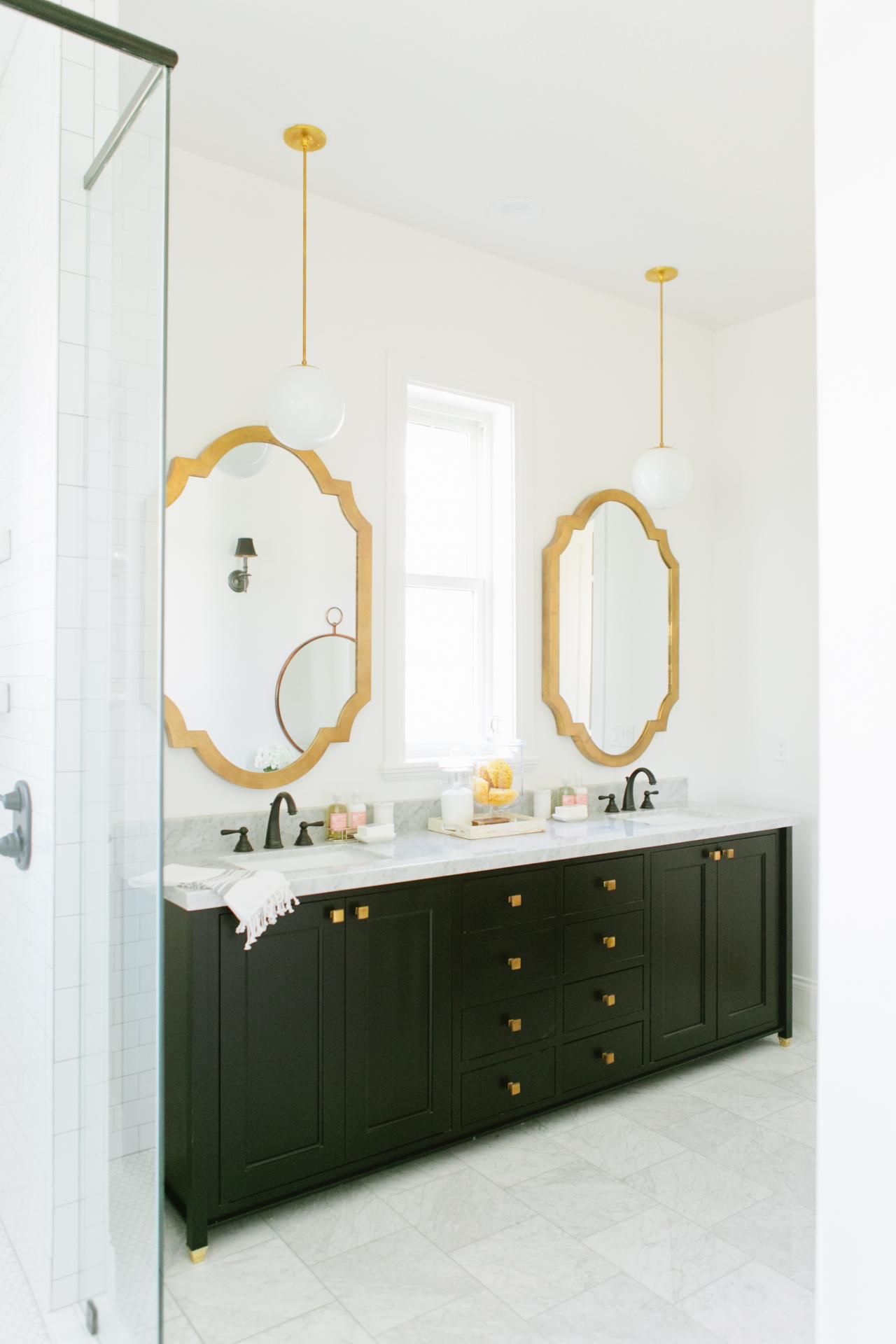10 Powder Room Mirrors Ideas For Your, Funky Bathroom Mirrors With Lights