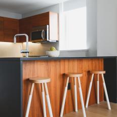 Contemporary Kitchen Offers Barstool Seating