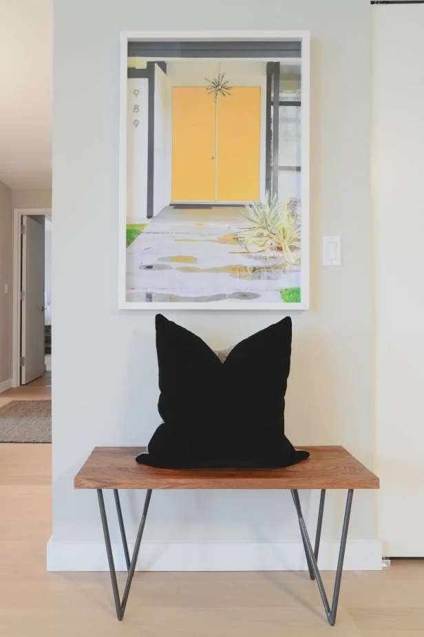 How to Decorate a Big Blank Wall: Stunning Ideas to Transform Space