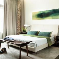 Luxurious Modern Bedroom with Gorgeous Green Accents