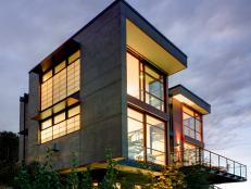 Sustainable and Beautiful Residence: Exterior 