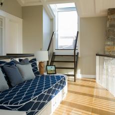Nautical Daybed Turns Second-Floor Landing Into Comfy Spot