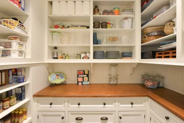 How to Design a Kitchen Pantry: Expert Tips & Tricks