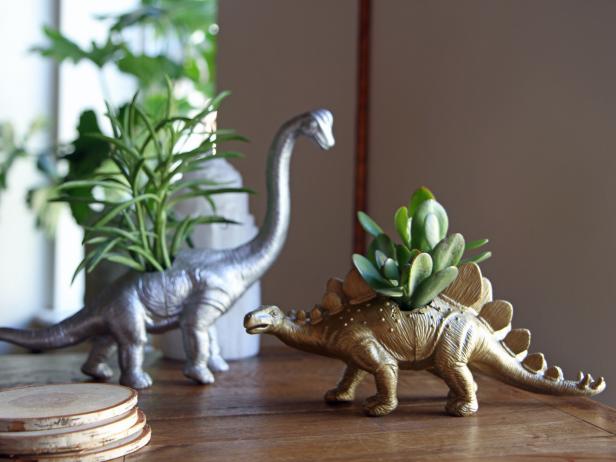 metallic dinosaur planters