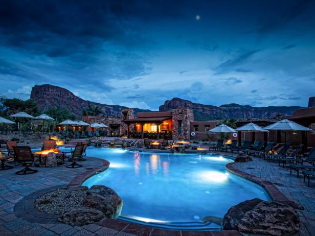 Fire Pit and Swimming Pool With Red Rock Canyons View