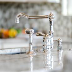 Traditional Chrome Kitchen Faucet
