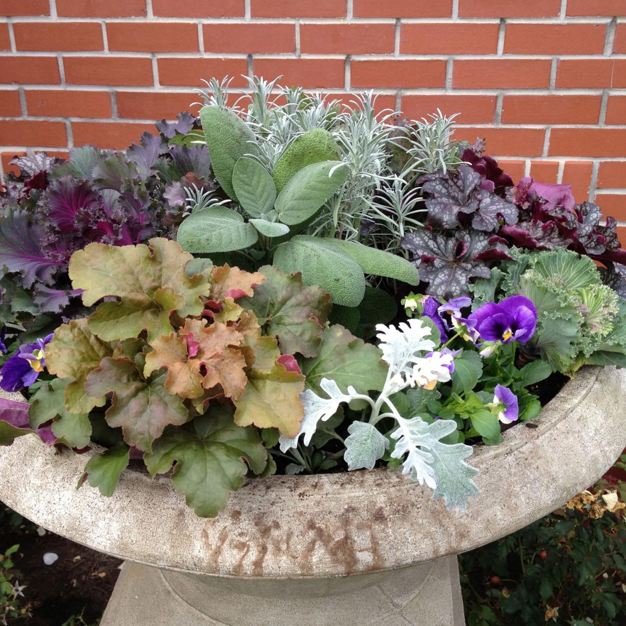 Antique Bean Pot - New England Garden Company