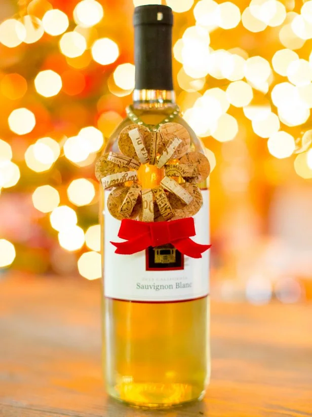 How to Wrap a Wine Glass for a Gift: Stunning Ideas Made Easy