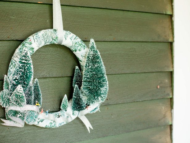 Bottle Brush Tree Wreath